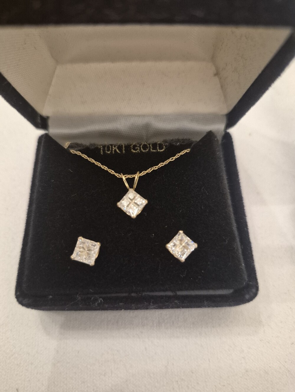 10k solid gold CZ set necklace and earrings